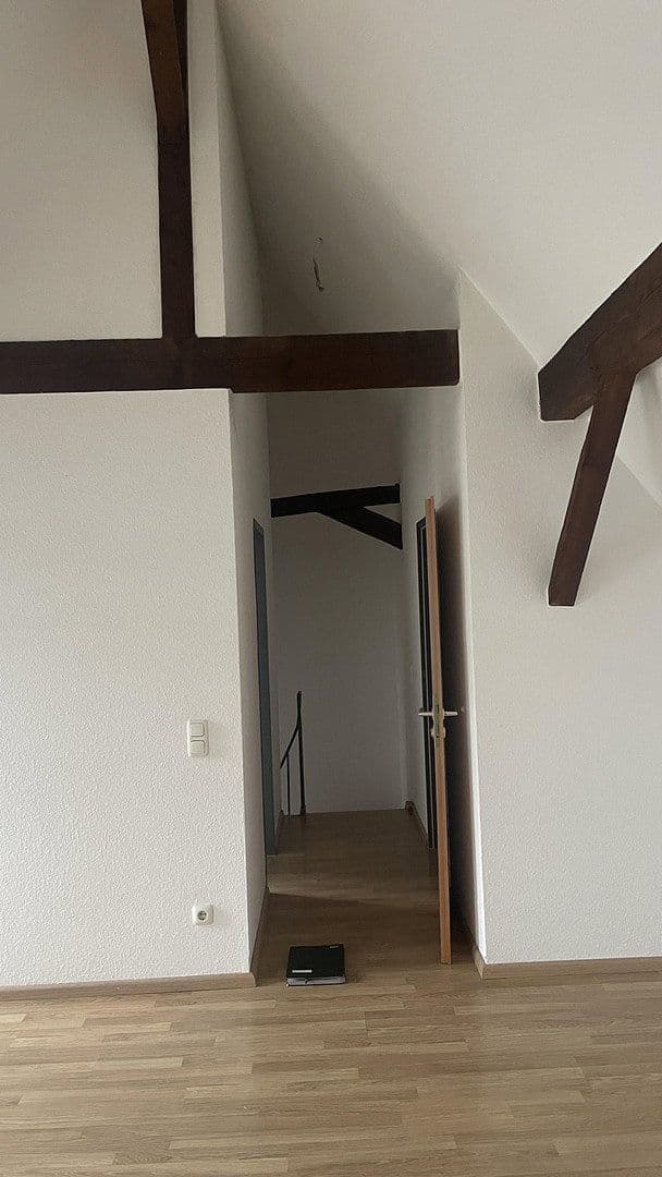 Prenájom bytu 2-izbový 82 m², Lohmar, Severné Porýnie - Westfálsko Prenájom bytu 2-izbový 82 m², Lohmar, Severné Porýnie - Westfálsko