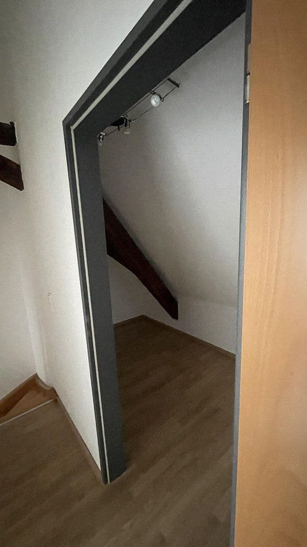 Prenájom bytu 2-izbový 82 m², Lohmar, Severné Porýnie - Westfálsko Prenájom bytu 2-izbový 82 m², Lohmar, Severné Porýnie - Westfálsko