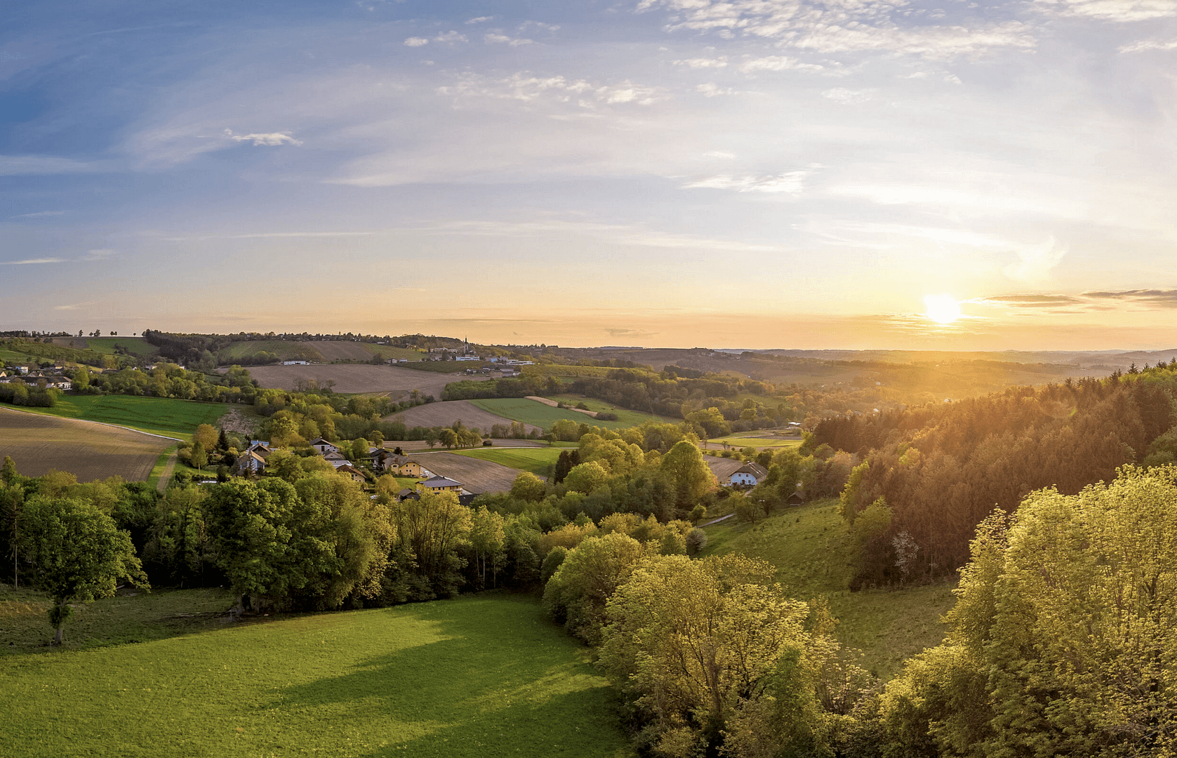 Predaj bytu 3-izbový 121 m², Keferloher-Markt-Straße 9b, Putzbrunn-Oedenstockach, Bavorsko Predaj bytu 3-izbový 121 m², Keferloher-Markt-Straße 9b, Putzbrunn-Oedenstockach, Bavorsko