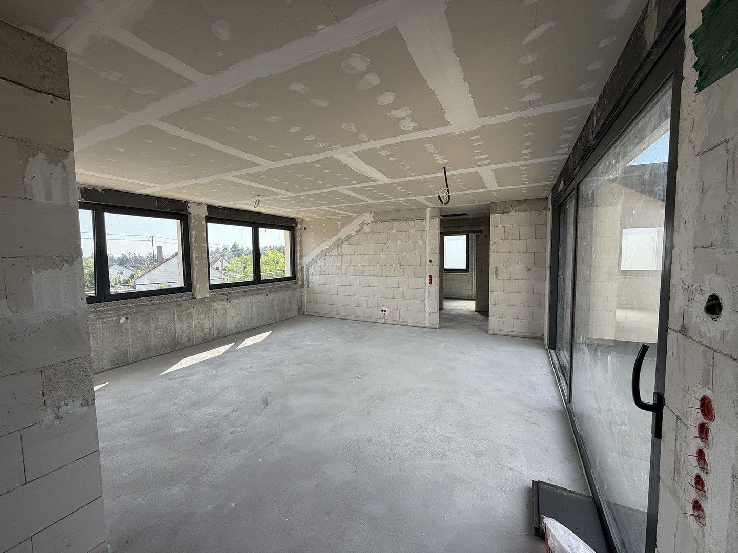 Predaj domu 354 m², pozemok 850 m², Schwäbisch Gmünd, Bádensko-Wurttembersko Predaj domu 354 m², pozemok 850 m², Schwäbisch Gmünd, Bádensko-Wurttembersko
