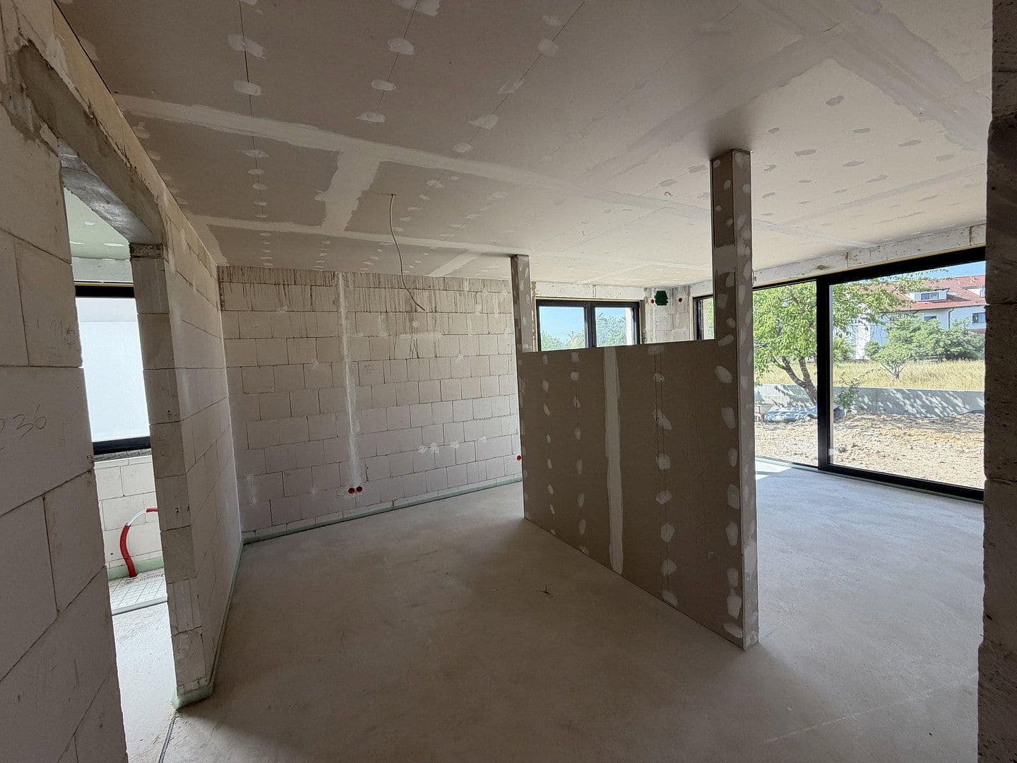 Predaj domu 354 m², pozemok 850 m², Schwäbisch Gmünd, Bádensko-Wurttembersko Predaj domu 354 m², pozemok 850 m², Schwäbisch Gmünd, Bádensko-Wurttembersko