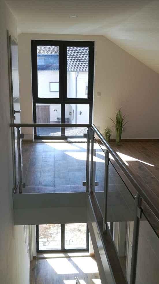 Prenájom domu 160 m², pozemok 385 m², Wächtersbach, Hesensko Prenájom domu 160 m², pozemok 385 m², Wächtersbach, Hesensko