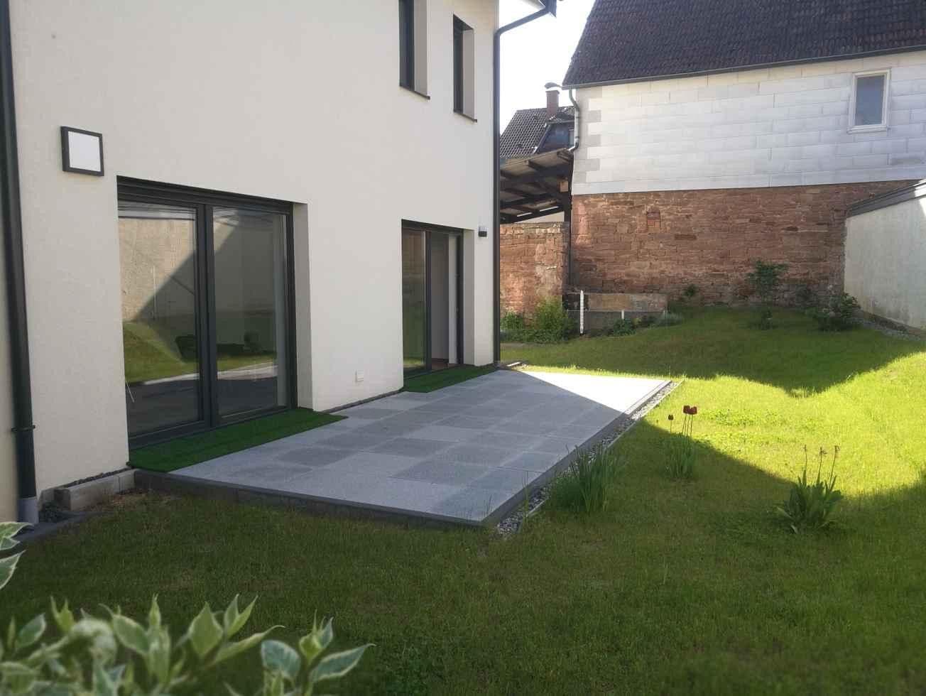 Prenájom domu 160 m², pozemok 385 m², Wächtersbach, Hesensko Prenájom domu 160 m², pozemok 385 m², Wächtersbach, Hesensko