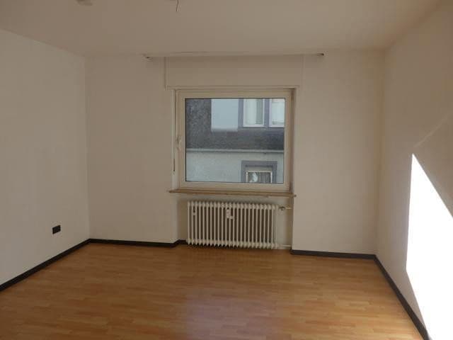 Prenájom bytu 3-izbový 100 m², Rodalben, Porýnie-Falcko Prenájom bytu 3-izbový 100 m², Rodalben, Porýnie-Falcko