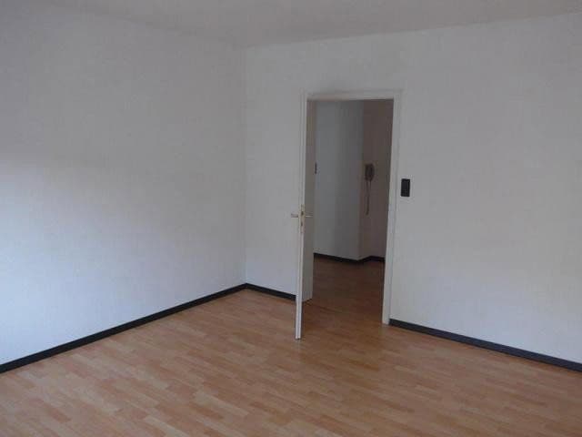 Prenájom bytu 3-izbový 100 m², Rodalben, Porýnie-Falcko Prenájom bytu 3-izbový 100 m², Rodalben, Porýnie-Falcko