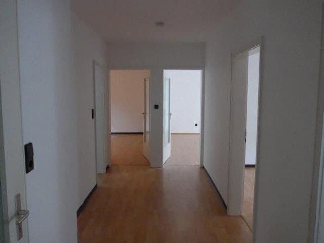 Prenájom bytu 3-izbový 100 m², Rodalben, Porýnie-Falcko Prenájom bytu 3-izbový 100 m², Rodalben, Porýnie-Falcko