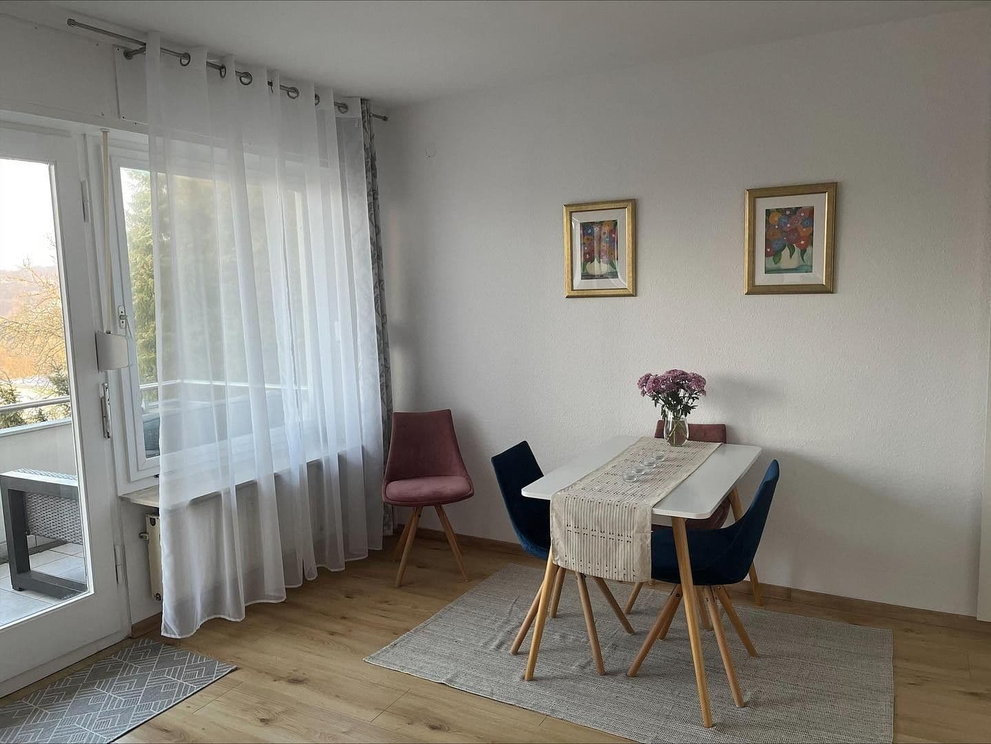 Prenájom bytu 1-izbový 42 m², Kapellenstraße 64a, Wiesbaden, Hesensko Prenájom bytu 1-izbový 42 m², Kapellenstraße 64a, Wiesbaden, Hesensko