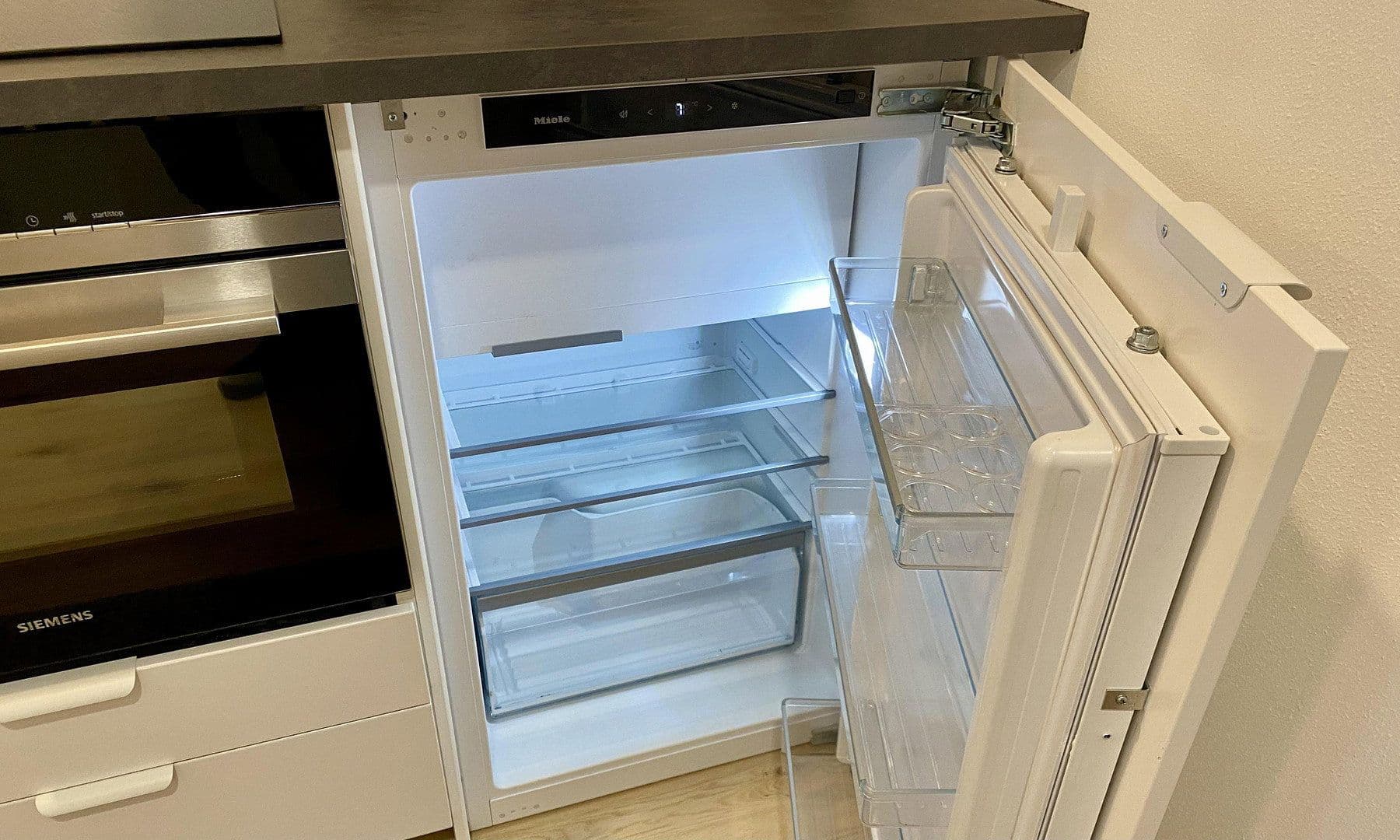 Prenájom bytu 1-izbový 42 m², Kapellenstraße 64a, Wiesbaden, Hesensko Prenájom bytu 1-izbový 42 m², Kapellenstraße 64a, Wiesbaden, Hesensko