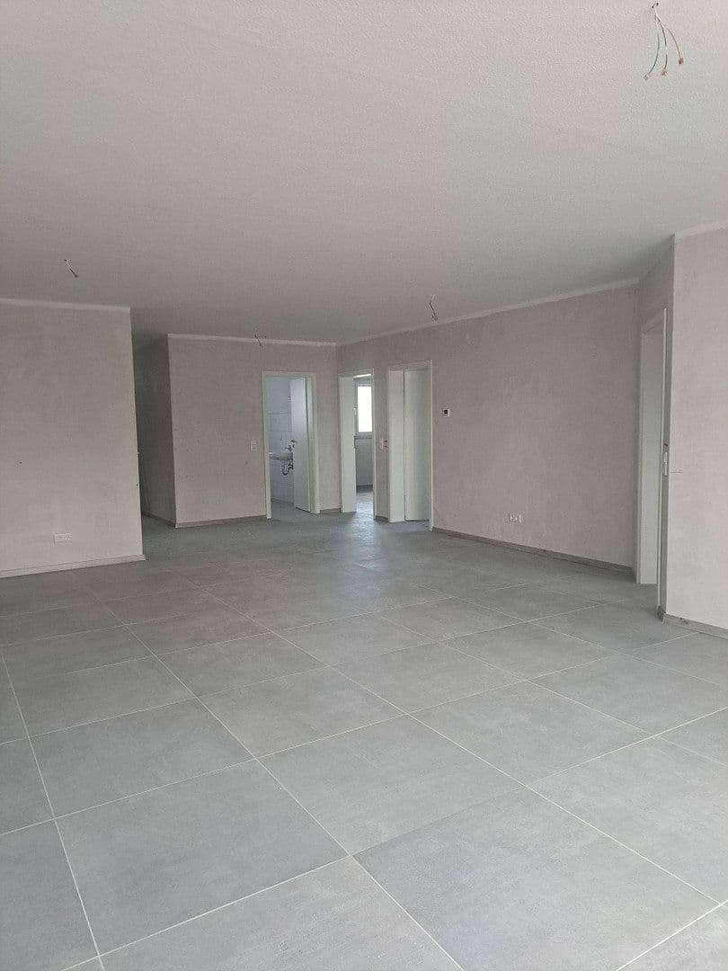 Prenájom bytu 4-izbový 112 m², Weinstr. 59, Bockenheim an der Weinstraße, Porýnie-Falcko Prenájom bytu 4-izbový 112 m², Weinstr. 59, Bockenheim an der Weinstraße, Porýnie-Falcko