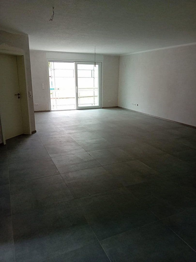 Prenájom bytu 4-izbový 112 m², Weinstr. 59, Bockenheim an der Weinstraße, Porýnie-Falcko Prenájom bytu 4-izbový 112 m², Weinstr. 59, Bockenheim an der Weinstraße, Porýnie-Falcko