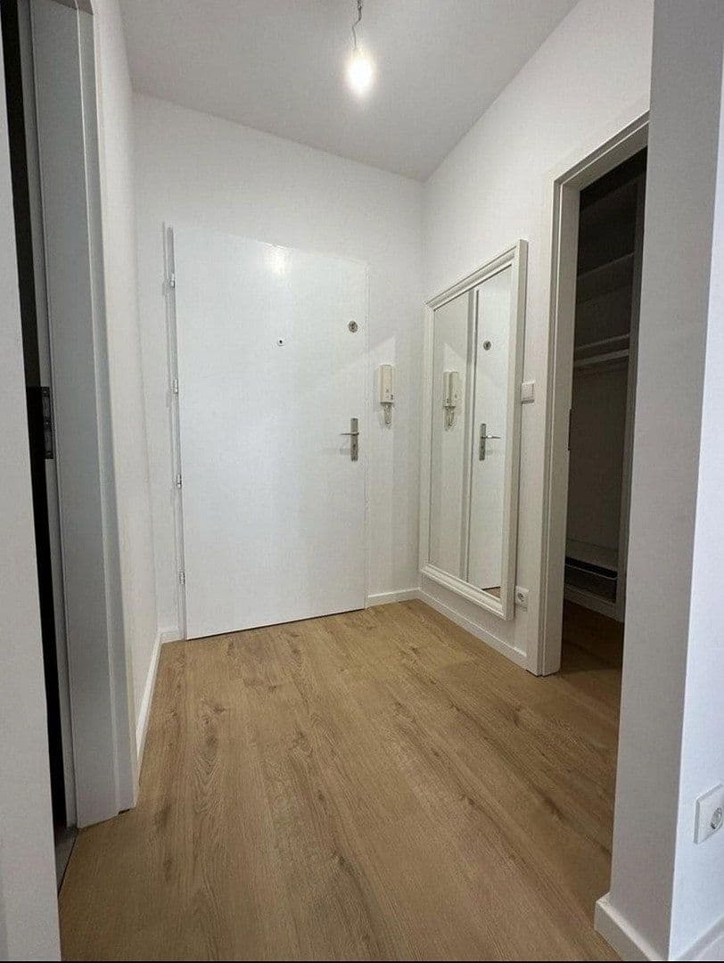 Prenájom bytu 1-izbový 45 m², Landsberger Straße 425, München, Bavorsko Prenájom bytu 1-izbový 45 m², Landsberger Straße 425, München, Bavorsko