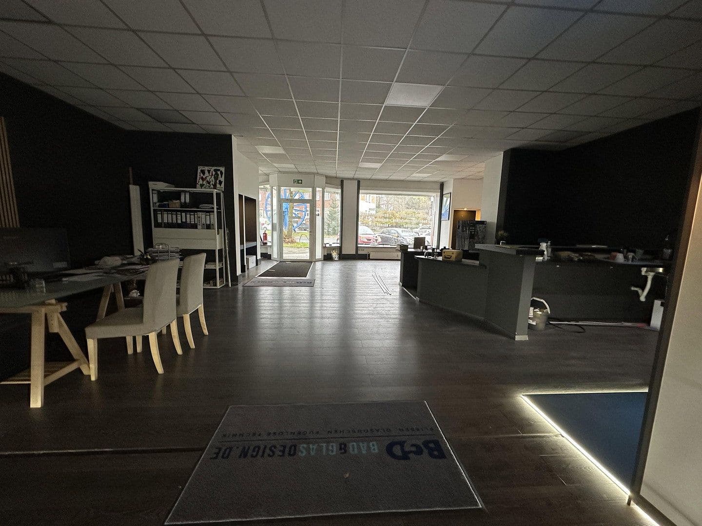 Prenájom nebytového priestoru 313 m², Krayer Straße 197, Essen, Severné Porýnie - Westfálsko Prenájom nebytového priestoru 313 m², Krayer Straße 197, Essen, Severné Porýnie - Westfálsko