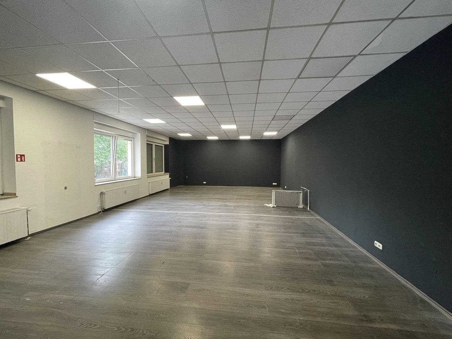 Prenájom nebytového priestoru 313 m², Krayer Straße 197, Essen, Severné Porýnie - Westfálsko Prenájom nebytového priestoru 313 m², Krayer Straße 197, Essen, Severné Porýnie - Westfálsko