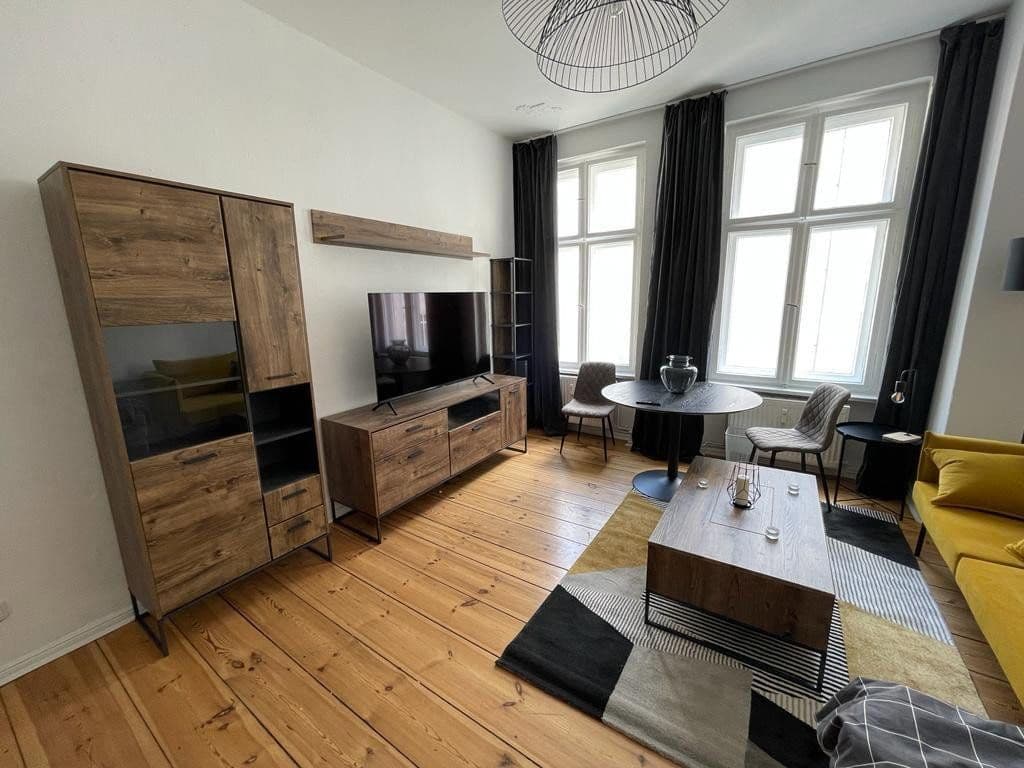 Prenájom bytu 1-izbový 38 m², Adresse Pettenkoferstraße 7, Friedrichshain, Berlín Prenájom bytu 1-izbový 38 m², Adresse Pettenkoferstraße 7, Friedrichshain, Berlín