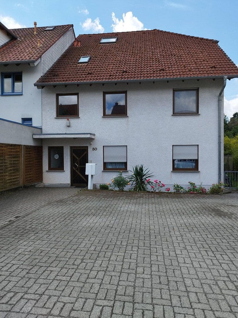 Prenájom bytu 4-izbový 96 m², Dreieich, Hesensko Prenájom bytu 4-izbový 96 m², Dreieich, Hesensko