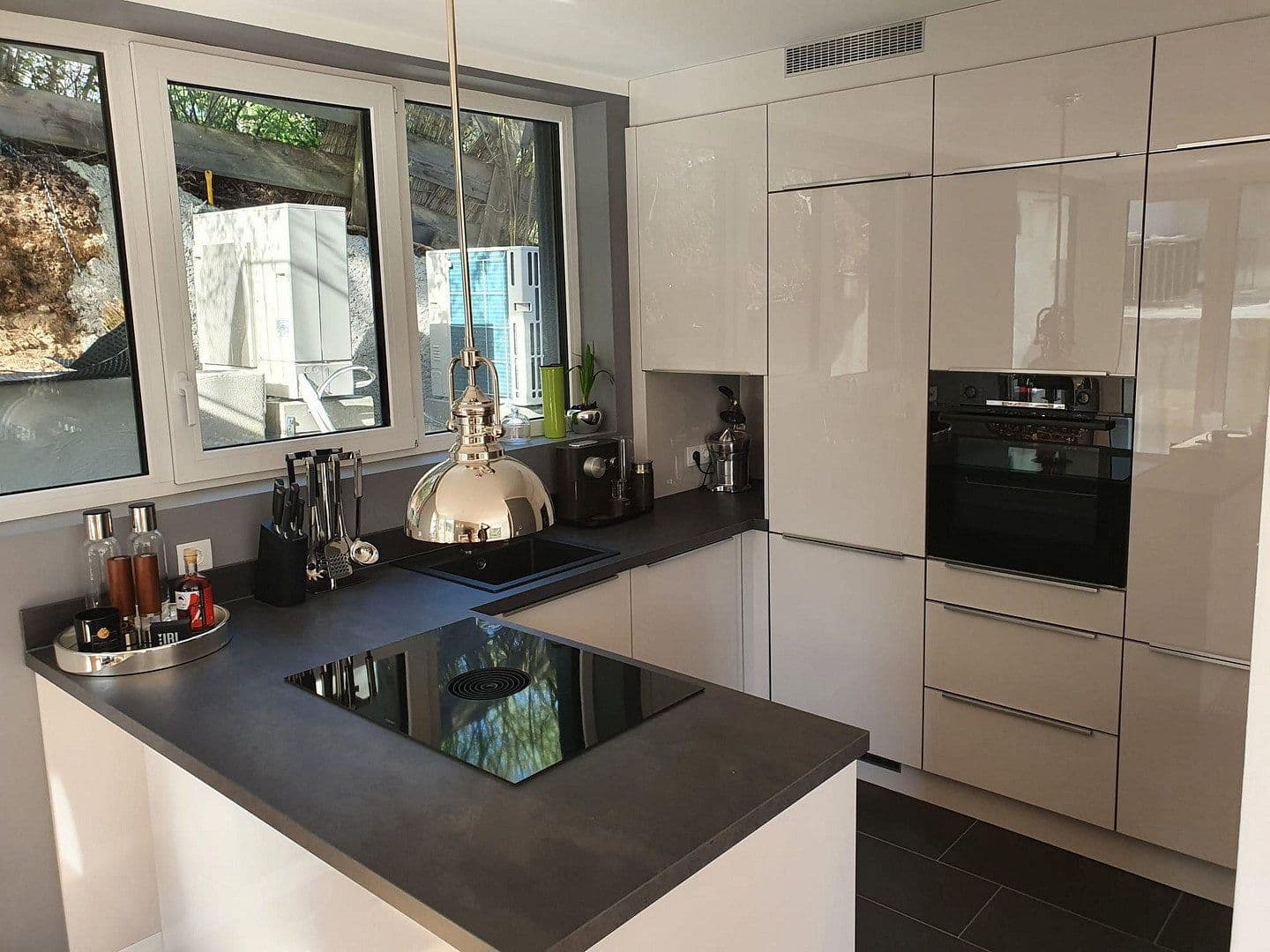 Prenájom domu 171 m², pozemok 604 m², Bad Kreuznach, Porýnie-Falcko Prenájom domu 171 m², pozemok 604 m², Bad Kreuznach, Porýnie-Falcko