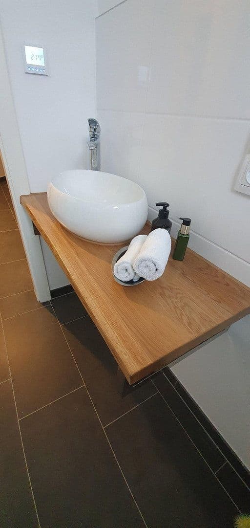Prenájom domu 171 m², pozemok 604 m², Bad Kreuznach, Porýnie-Falcko Prenájom domu 171 m², pozemok 604 m², Bad Kreuznach, Porýnie-Falcko