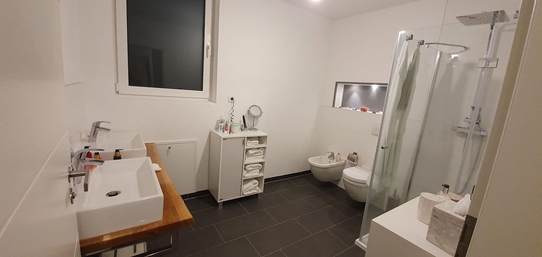 Prenájom domu 171 m², pozemok 604 m², Bad Kreuznach, Porýnie-Falcko Prenájom domu 171 m², pozemok 604 m², Bad Kreuznach, Porýnie-Falcko