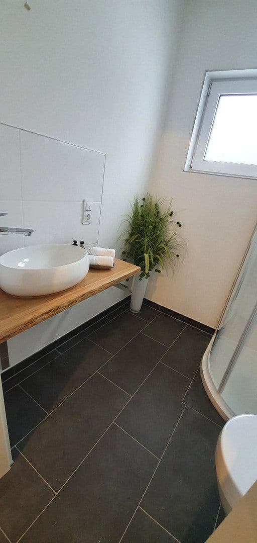 Prenájom domu 171 m², pozemok 604 m², Bad Kreuznach, Porýnie-Falcko Prenájom domu 171 m², pozemok 604 m², Bad Kreuznach, Porýnie-Falcko