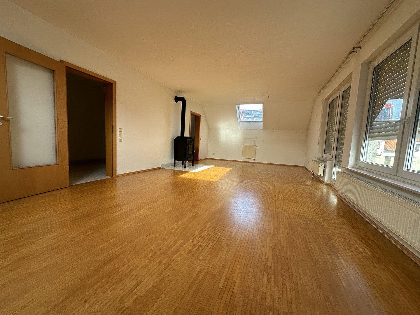 Prenájom bytu 3-izbový 104 m², Brackenheim, Bádensko-Wurttembersko Prenájom bytu 3-izbový 104 m², Brackenheim, Bádensko-Wurttembersko