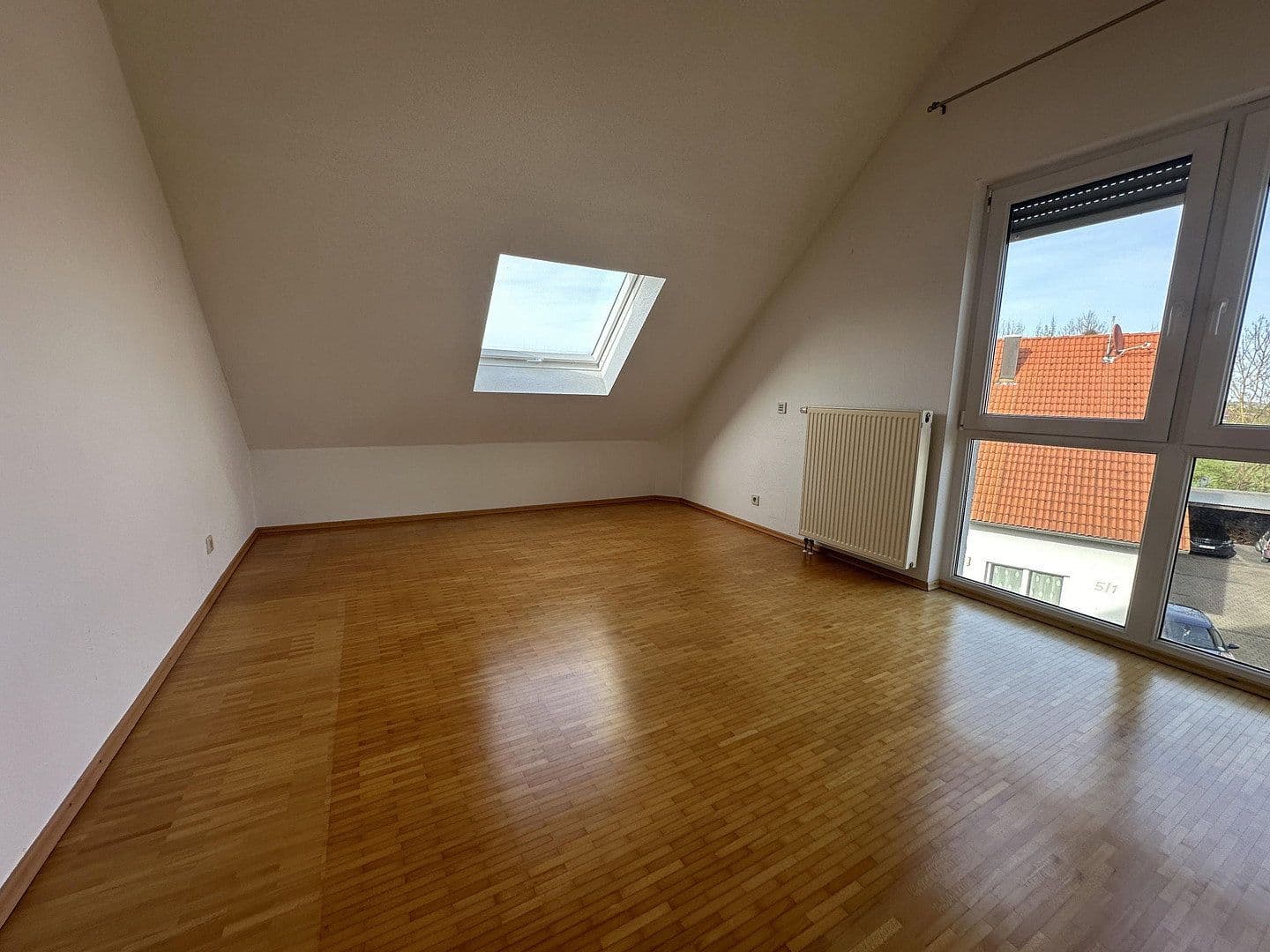 Prenájom bytu 3-izbový 104 m², Brackenheim, Bádensko-Wurttembersko Prenájom bytu 3-izbový 104 m², Brackenheim, Bádensko-Wurttembersko