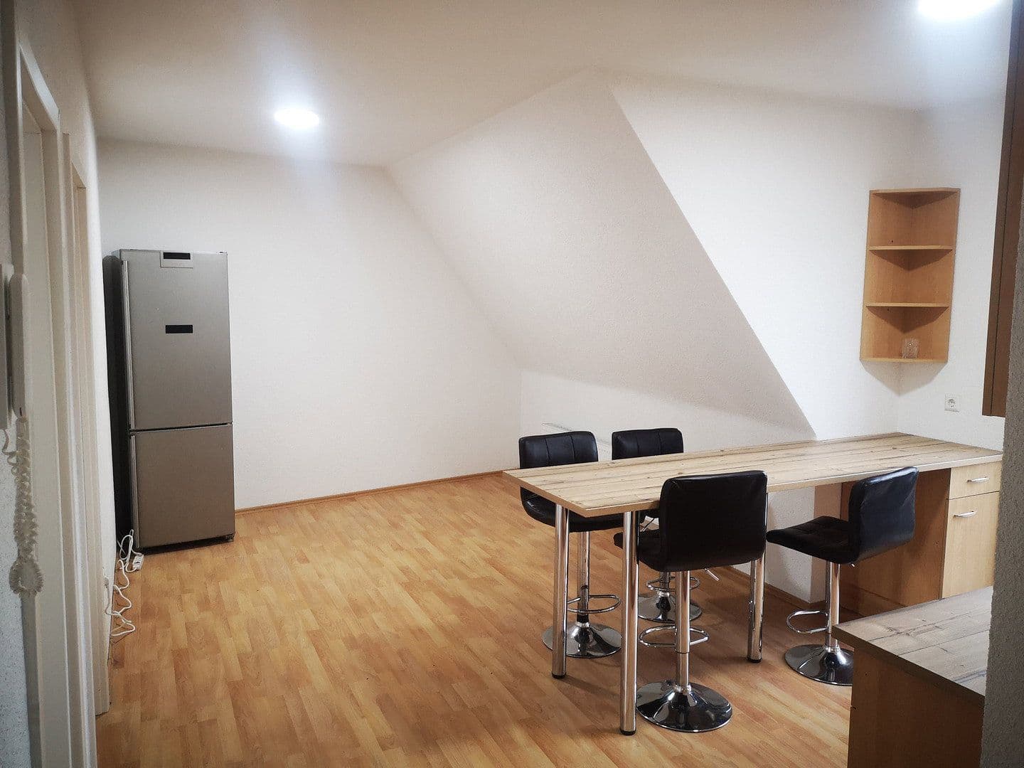 Prenájom bytu 1-izbový 45 m², Römerstr. 4, Möckmühl, Bádensko-Wurttembersko Prenájom bytu 1-izbový 45 m², Römerstr. 4, Möckmühl, Bádensko-Wurttembersko
