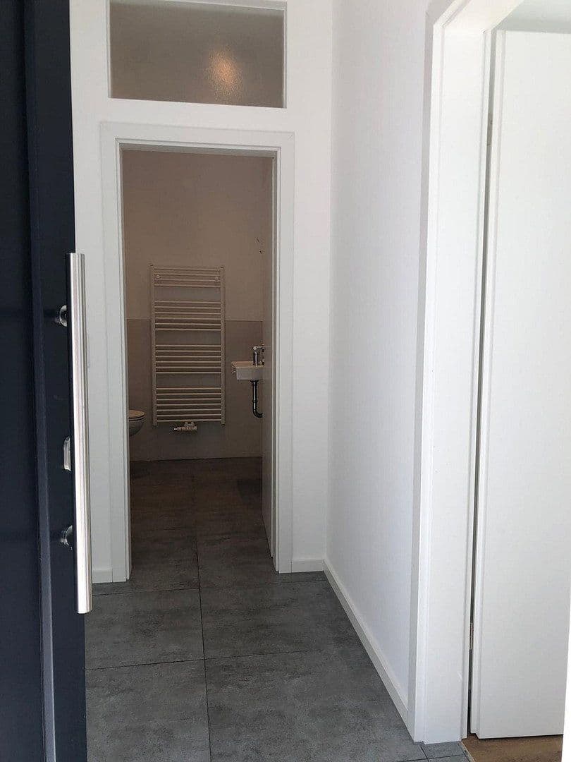 Prenájom bytu 2-izbový 70 m², Remigiusstr 20, Wuppertal, Severné Porýnie - Westfálsko Prenájom bytu 2-izbový 70 m², Remigiusstr 20, Wuppertal, Severné Porýnie - Westfálsko