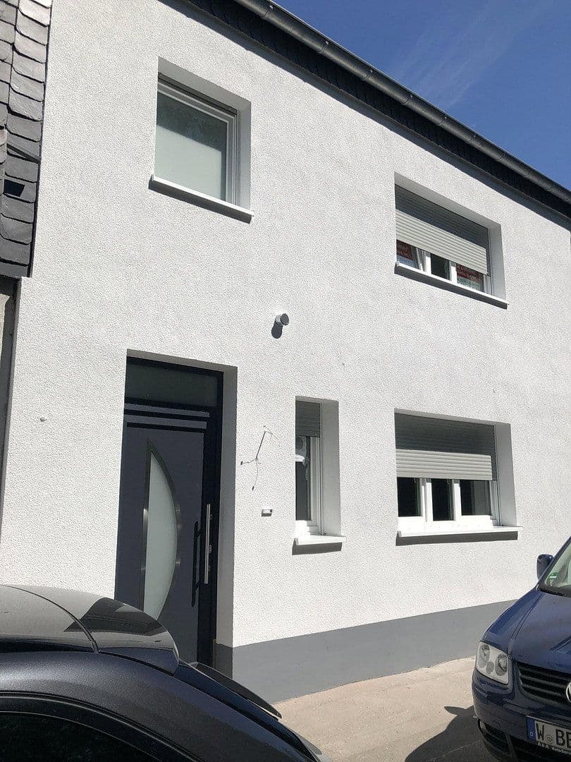 Prenájom bytu 2-izbový 70 m², Remigiusstr 20, Wuppertal, Severné Porýnie - Westfálsko Prenájom bytu 2-izbový 70 m², Remigiusstr 20, Wuppertal, Severné Porýnie - Westfálsko