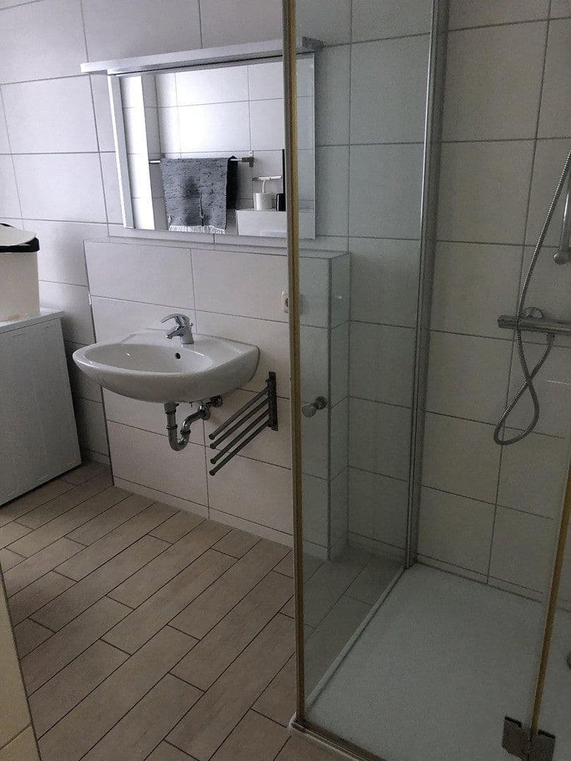 Prenájom bytu 4-izbový 100 m², Plau am See, Meklenbursko-Predpomoransko Prenájom bytu 4-izbový 100 m², Plau am See, Meklenbursko-Predpomoransko