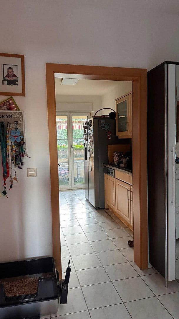 Prenájom bytu 3-izbový 74 m², Leipzig Großzschocher, Sasko Prenájom bytu 3-izbový 74 m², Leipzig Großzschocher, Sasko