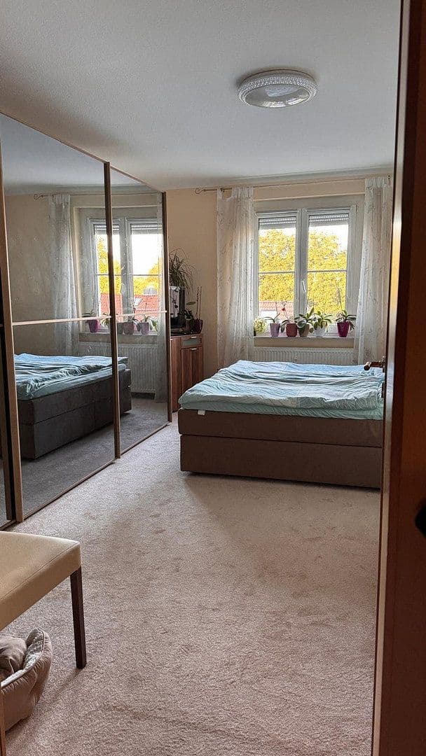 Prenájom bytu 3-izbový 74 m², Leipzig Großzschocher, Sasko Prenájom bytu 3-izbový 74 m², Leipzig Großzschocher, Sasko