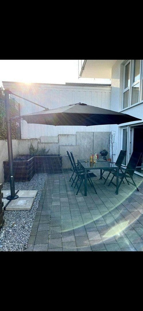 Prenájom bytu 3-izbový 93 m², Bielefeld (Schildesche), Severné Porýnie - Westfálsko Prenájom bytu 3-izbový 93 m², Bielefeld (Schildesche), Severné Porýnie - Westfálsko