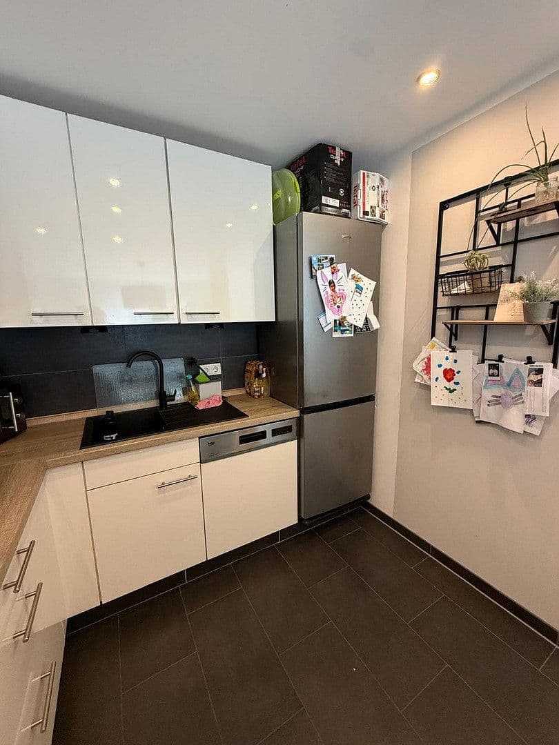 Prenájom bytu 3-izbový 93 m², Bielefeld (Schildesche), Severné Porýnie - Westfálsko Prenájom bytu 3-izbový 93 m², Bielefeld (Schildesche), Severné Porýnie - Westfálsko