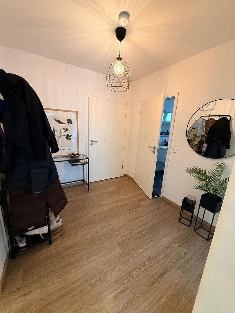 Prenájom bytu 3-izbový 93 m², Bielefeld (Schildesche), Severné Porýnie - Westfálsko Prenájom bytu 3-izbový 93 m², Bielefeld (Schildesche), Severné Porýnie - Westfálsko