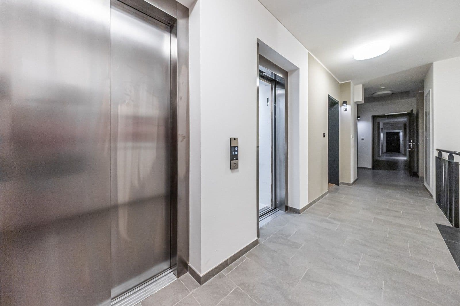 Predaj bytu 2-izbový 51 m², Pod Harfou, Praha, Praha Predaj bytu 2-izbový 51 m², Pod Harfou, Praha, Praha
