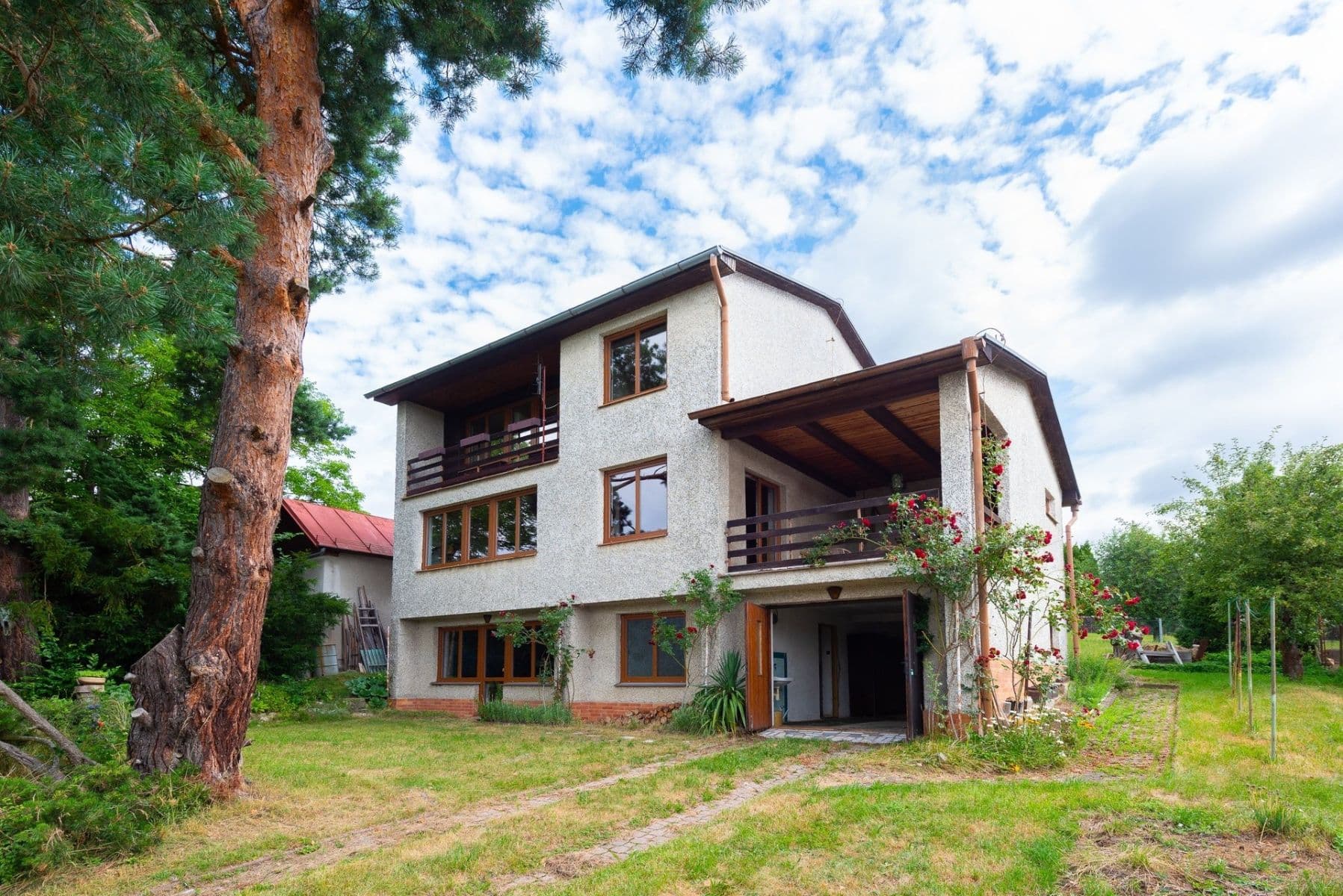 Predaj domu 260 m², pozemok 990 m², Jabloňová, Ledeč nad Sázavou, Kraj Vysočina Predaj domu 260 m², pozemok 990 m², Jabloňová, Ledeč nad Sázavou, Kraj Vysočina