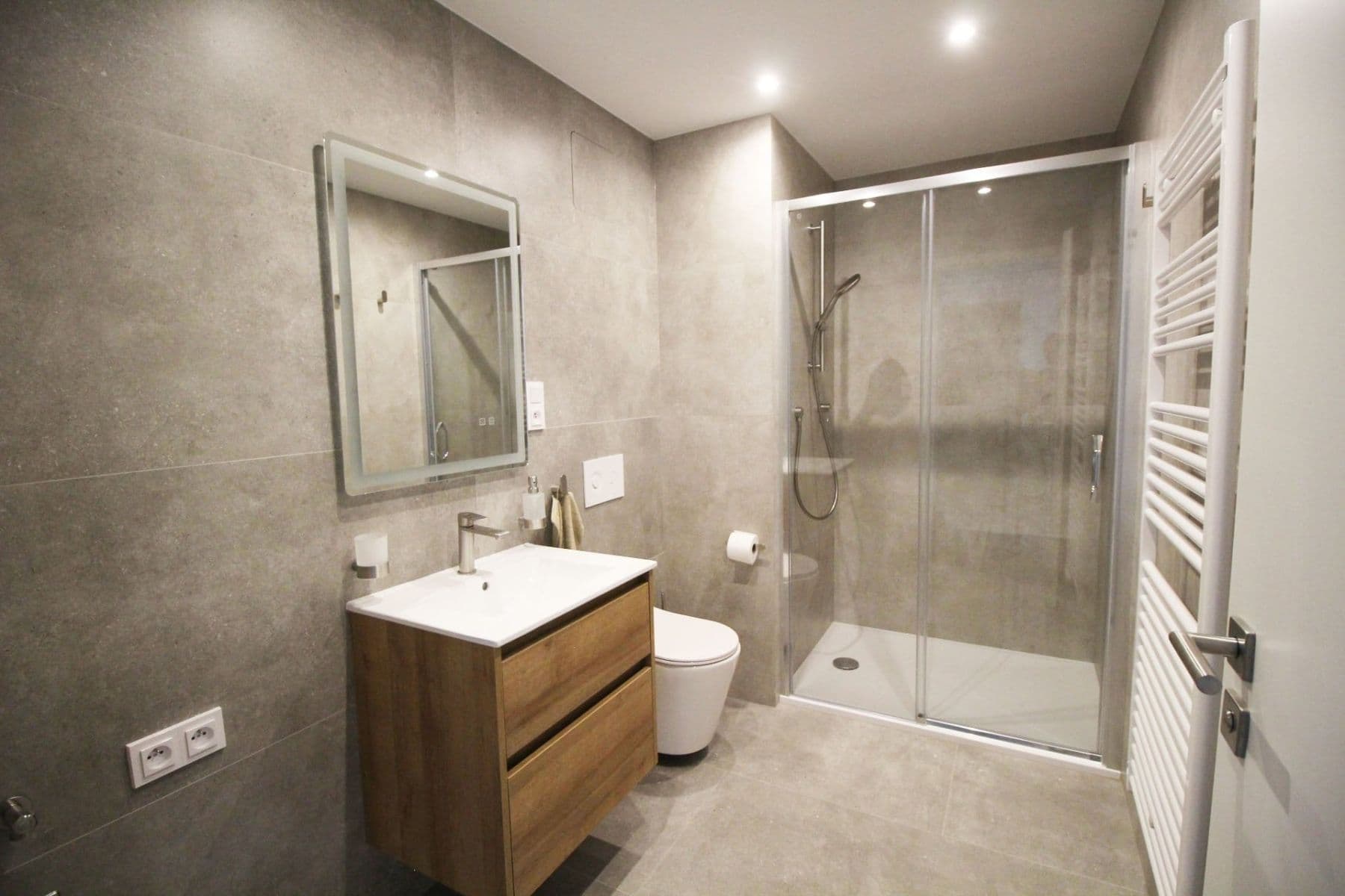 Prenájom bytu 2-izbový 54 m², U Engerthu, Kladno, Středočeský kraj Prenájom bytu 2-izbový 54 m², U Engerthu, Kladno, Středočeský kraj