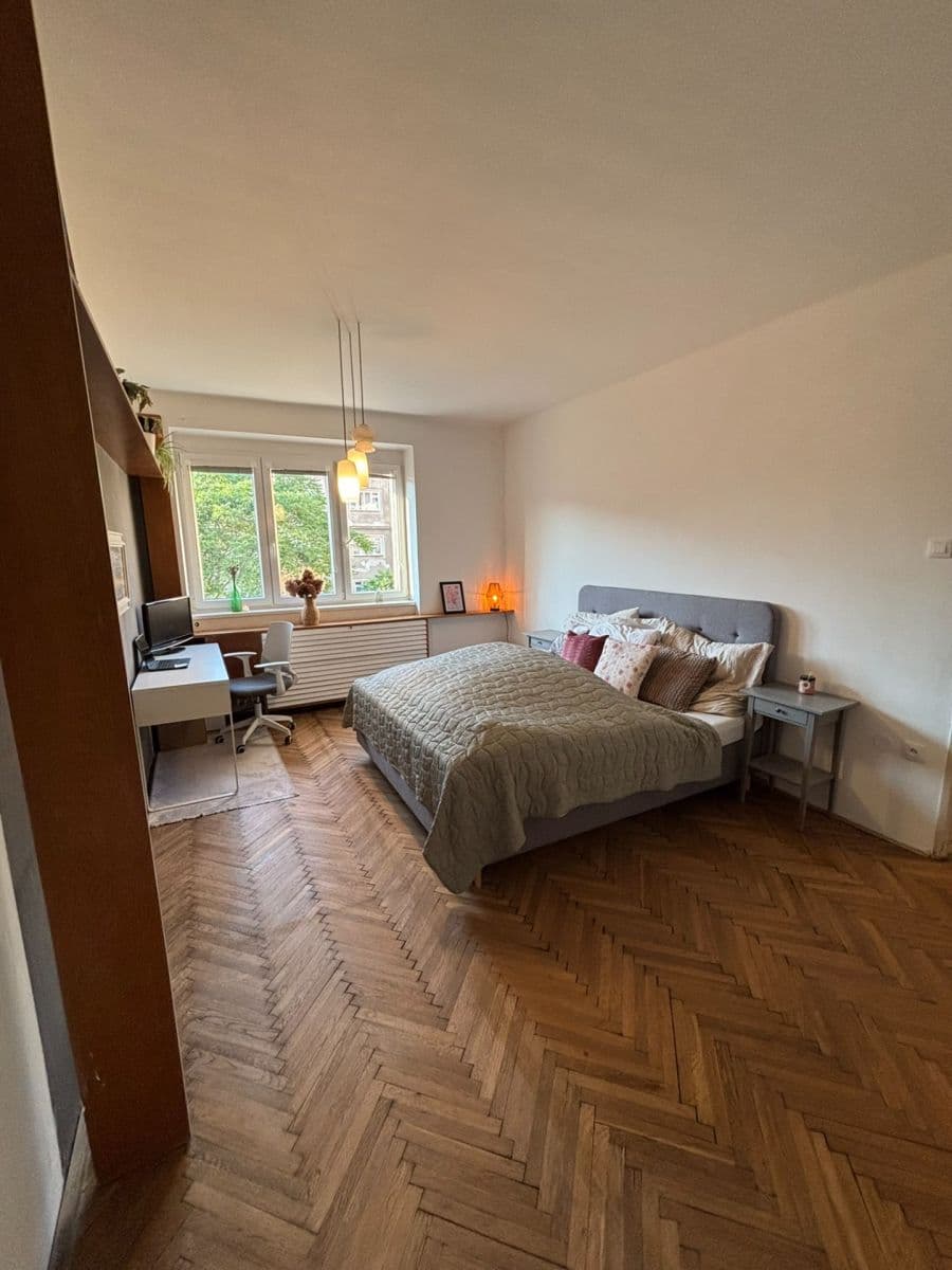Prenájom bytu 1-izbový 37 m², U Měšťanského pivovaru, Praha, Praha Prenájom bytu 1-izbový 37 m², U Měšťanského pivovaru, Praha, Praha