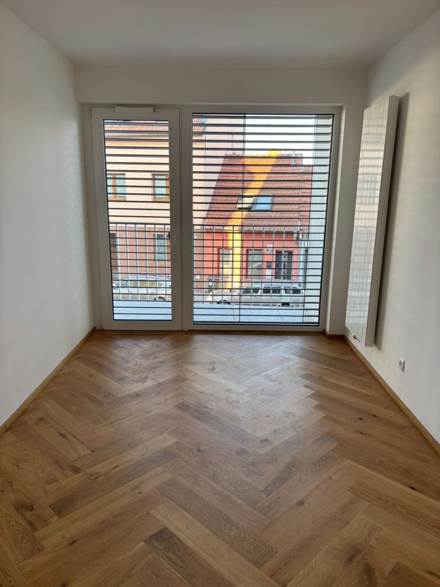 Prenájom bytu 2-izbový 69 m², Poděbradova, Brno, Jihomoravský kraj Prenájom bytu 2-izbový 69 m², Poděbradova, Brno, Jihomoravský kraj