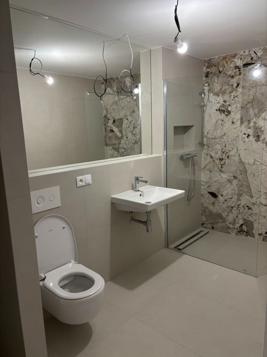 Prenájom bytu 2-izbový 69 m², Poděbradova, Brno, Jihomoravský kraj Prenájom bytu 2-izbový 69 m², Poděbradova, Brno, Jihomoravský kraj