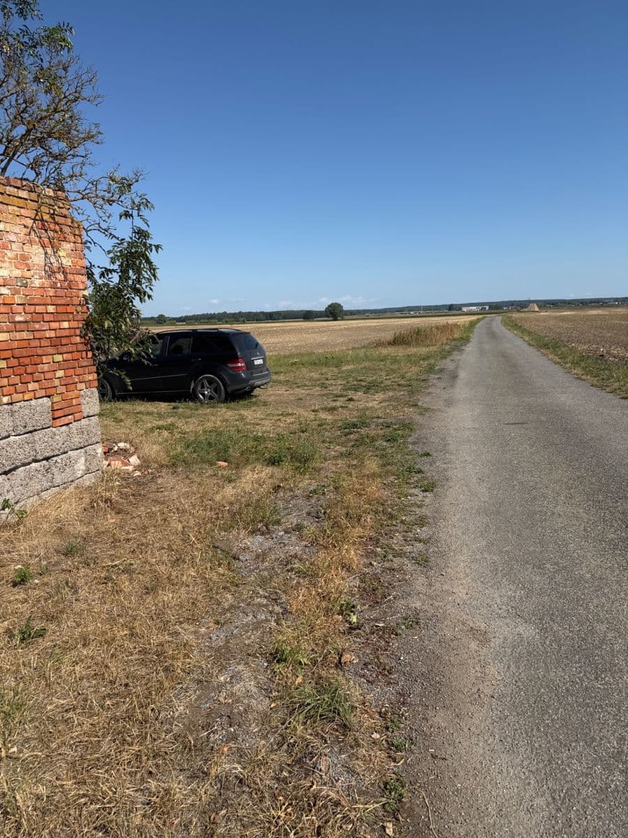 Predaj pozemku 32.000 m², Pardubická, Choteč, Pardubický kraj Predaj pozemku 32.000 m², Pardubická, Choteč, Pardubický kraj