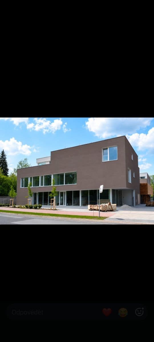 Prenájom bytu 3-izbový 76 m², Slavětínská, Praha, Praha Prenájom bytu 3-izbový 76 m², Slavětínská, Praha, Praha