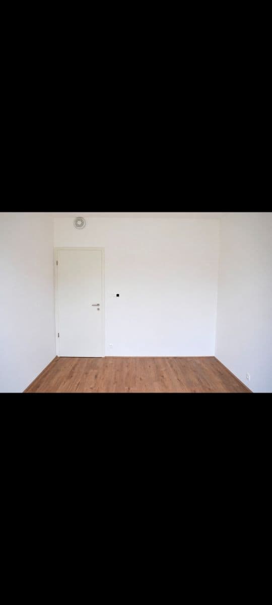 Prenájom bytu 3-izbový 76 m², Slavětínská, Praha, Praha Prenájom bytu 3-izbový 76 m², Slavětínská, Praha, Praha