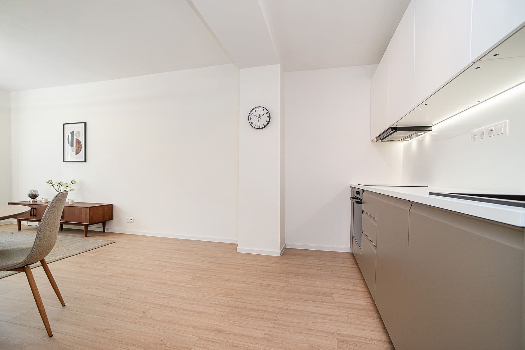 Predaj bytu 2-izbový 42 m², Ruská, Praha, Praha Predaj bytu 2-izbový 42 m², Ruská, Praha, Praha