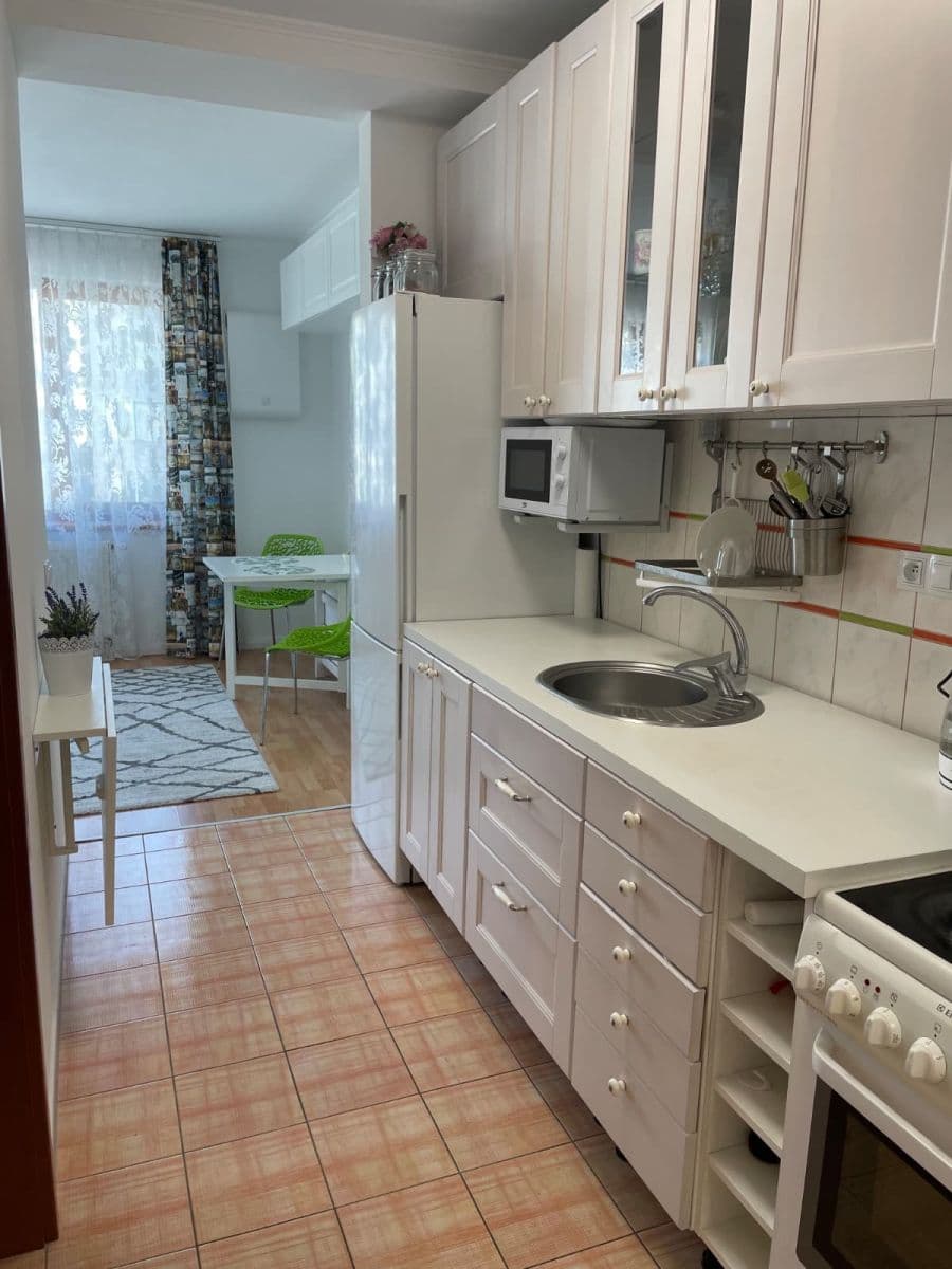 Prenájom bytu 2-izbový 42 m², Plzeňská, Praha, Praha Prenájom bytu 2-izbový 42 m², Plzeňská, Praha, Praha