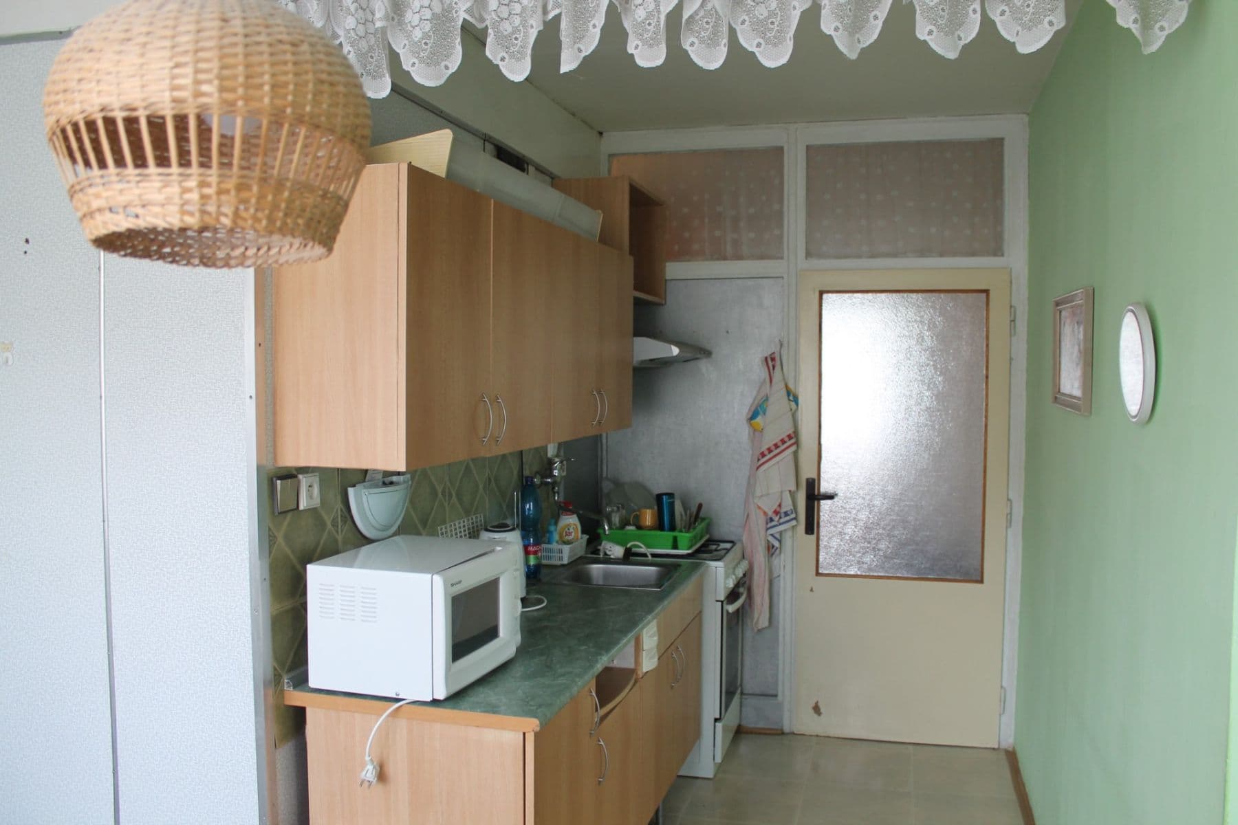 Prenájom bytu 4-izbový 84 m², Školní, Karlovy Vary, Karlovarský kraj Prenájom bytu 4-izbový 84 m², Školní, Karlovy Vary, Karlovarský kraj