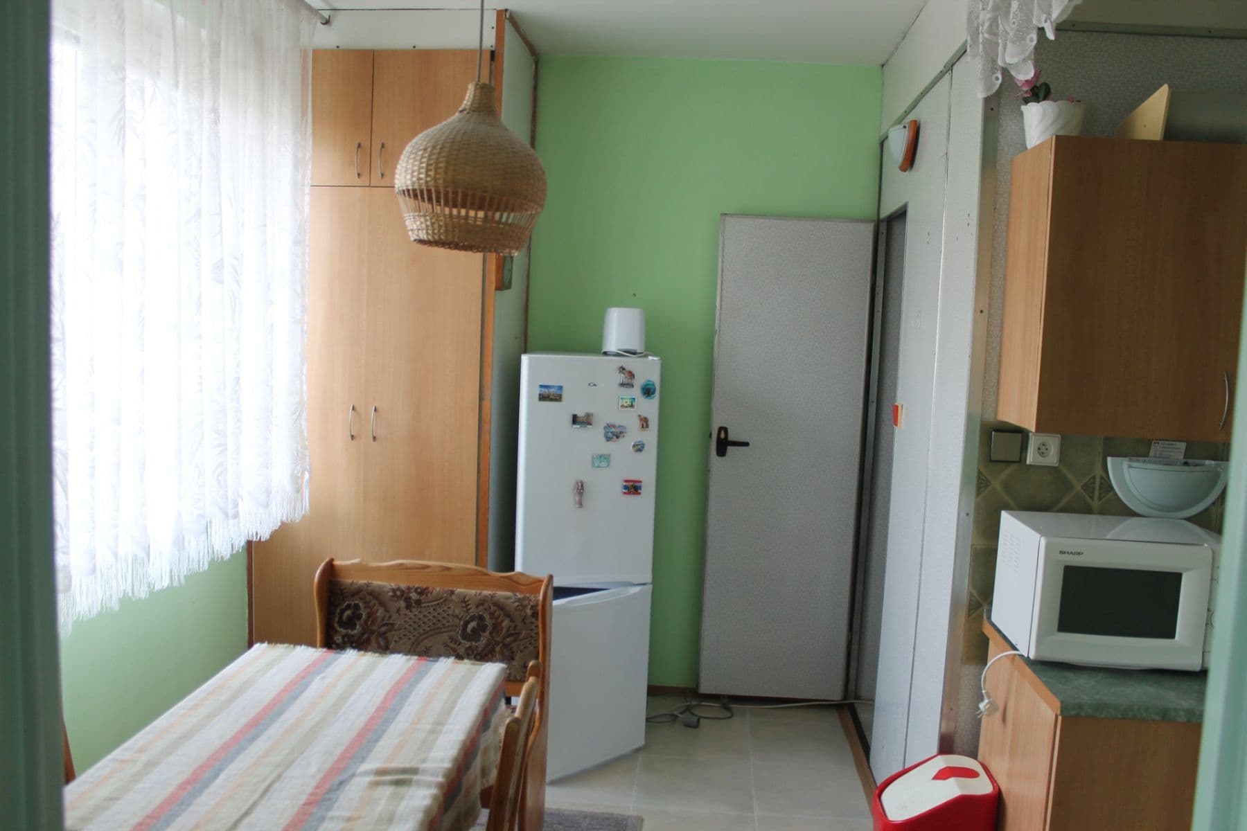 Prenájom bytu 4-izbový 84 m², Školní, Karlovy Vary, Karlovarský kraj Prenájom bytu 4-izbový 84 m², Školní, Karlovy Vary, Karlovarský kraj