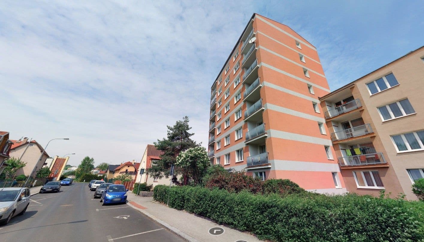 Prenájom bytu 4-izbový 84 m², Školní, Karlovy Vary, Karlovarský kraj Prenájom bytu 4-izbový 84 m², Školní, Karlovy Vary, Karlovarský kraj