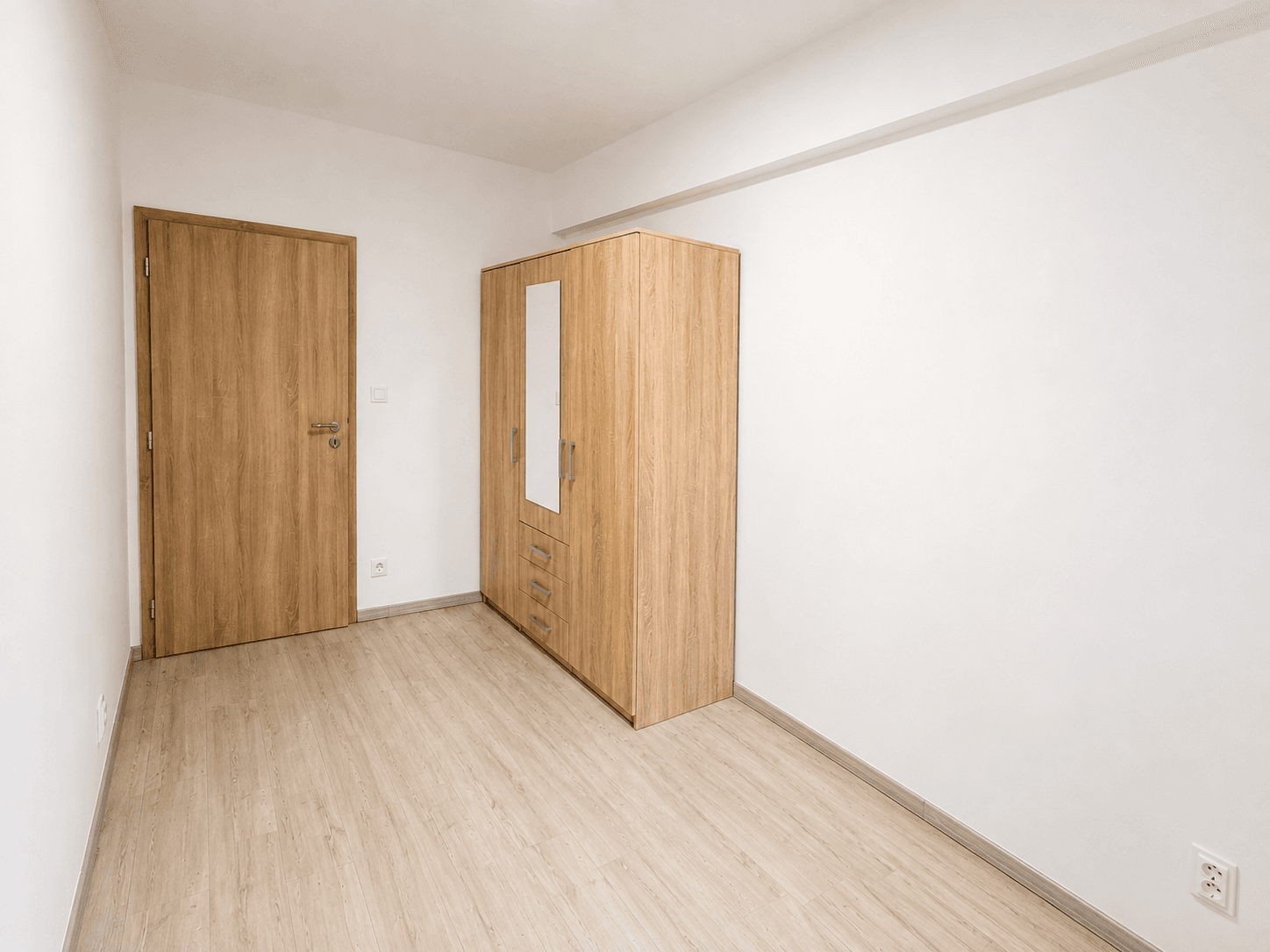 Prenájom bytu 4-izbový 55 m², Žižkova, Nový Knín, Středočeský kraj Prenájom bytu 4-izbový 55 m², Žižkova, Nový Knín, Středočeský kraj