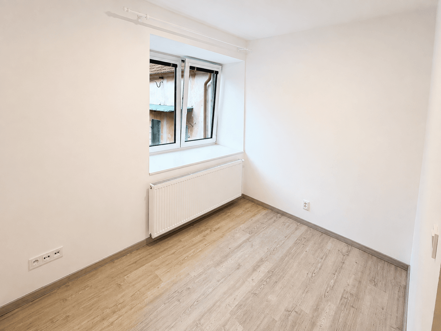 Prenájom bytu 4-izbový 55 m², Žižkova, Nový Knín, Středočeský kraj Prenájom bytu 4-izbový 55 m², Žižkova, Nový Knín, Středočeský kraj